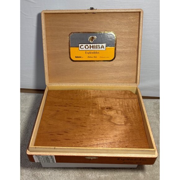 Cohiba Espléndidos Cigar Wooden Box With Cuban Seal & Latch Closure - Picture 6 of 8